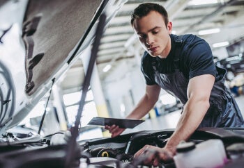 What Is A Lube Technician?