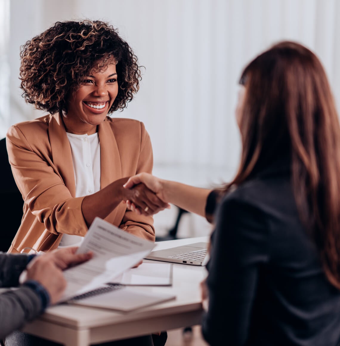 How to Answer Introduce Yourself in an Interview